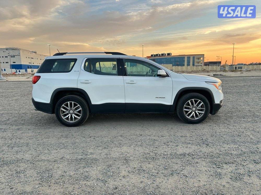 جي ام سي اكاديا موديل ٢٠١٨ بحالة الوكالة6