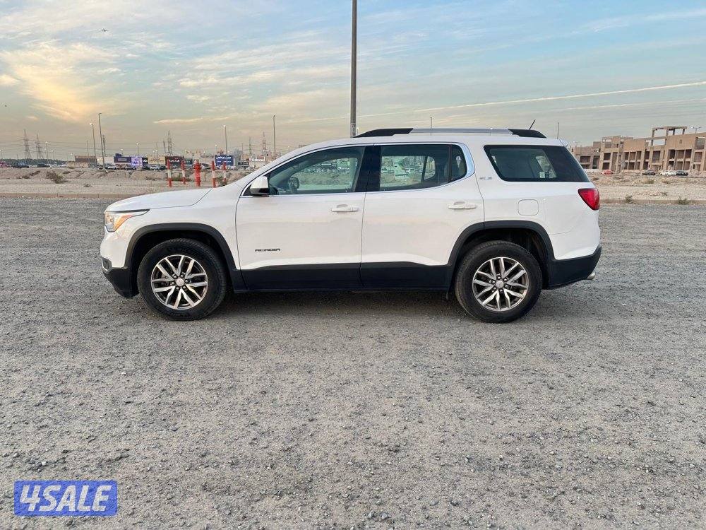 جي ام سي اكاديا موديل ٢٠١٨ بحالة الوكالة7