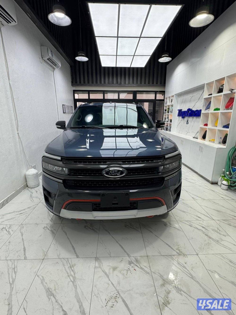 للبيع فورد اكسبدشن 2023 اصفار2