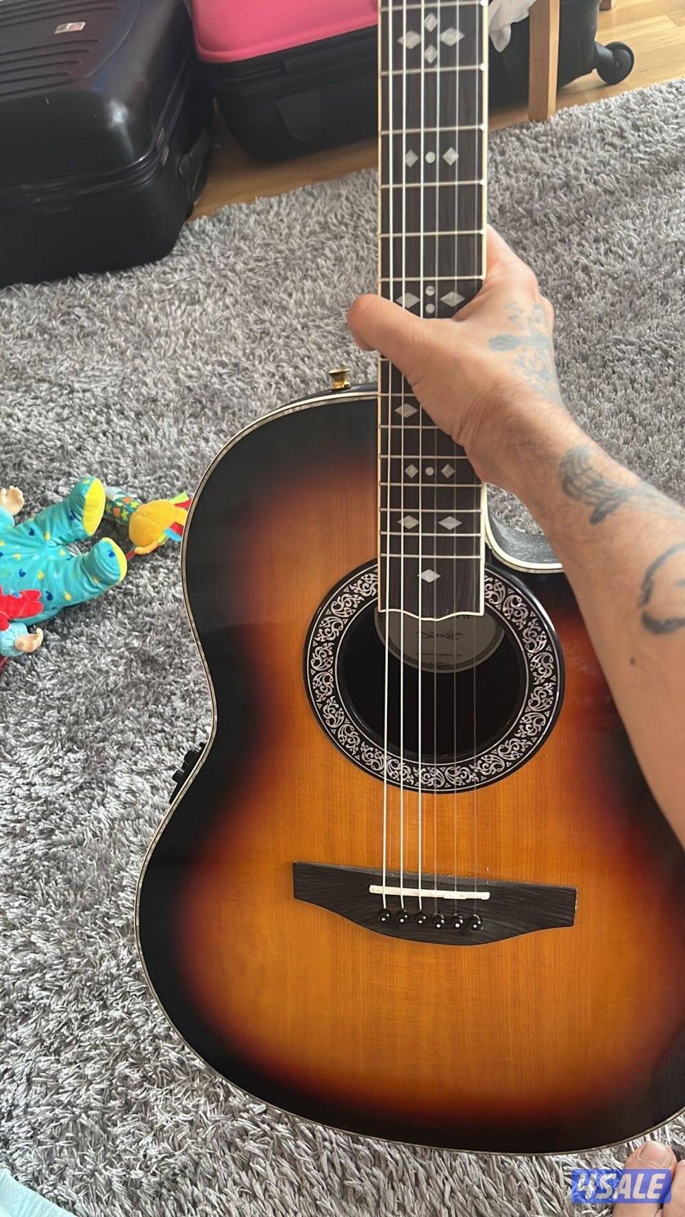 Amazing Deal! Get 3 Guitars for the Price of 1  guitar2