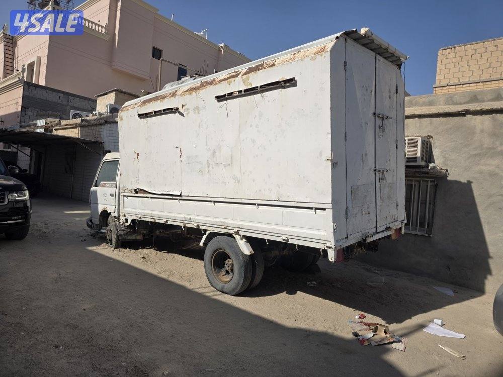 هاف لوري يصلح مخزن0