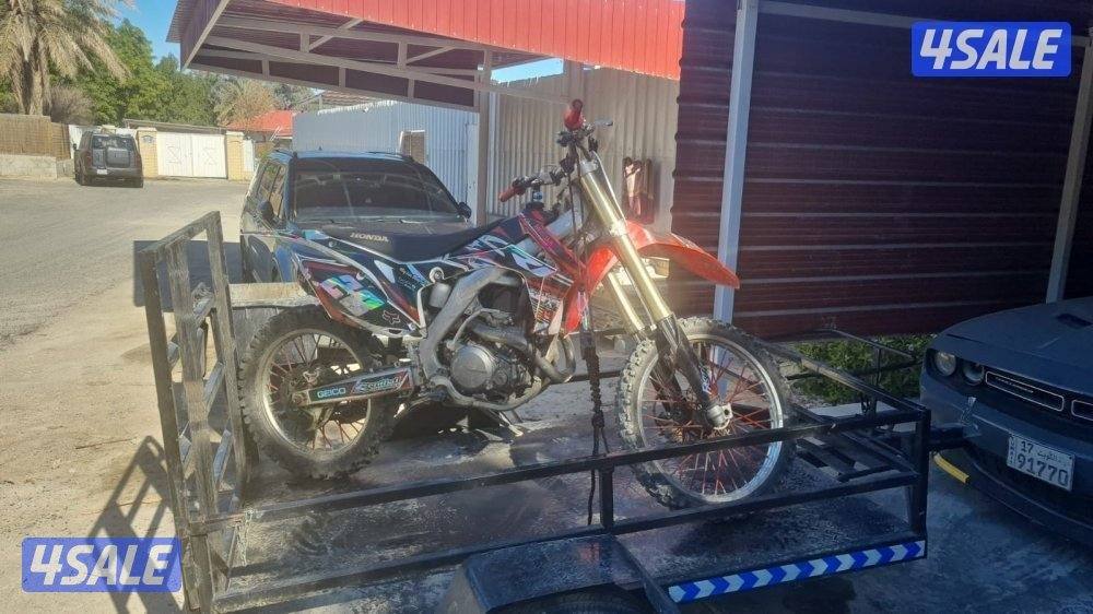 CRF 450 4 stroke 2014 مع العربانه1