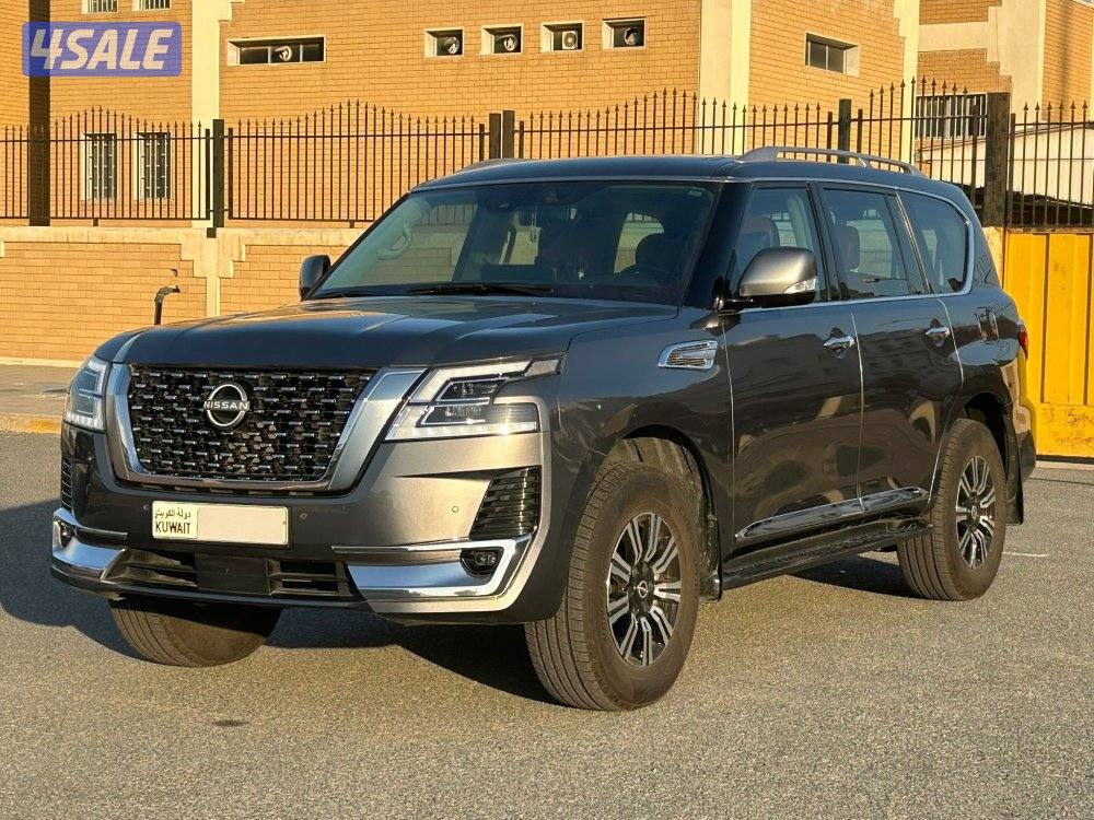 تيتانيوم 6 سلندر موديل 2024 ماشي37 الف  تامّين شامل0