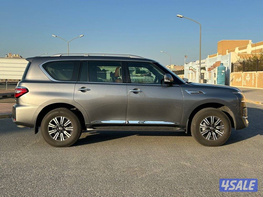 تيتانيوم 6 سلندر موديل 2024 ماشي37 الف  تامّين شامل4