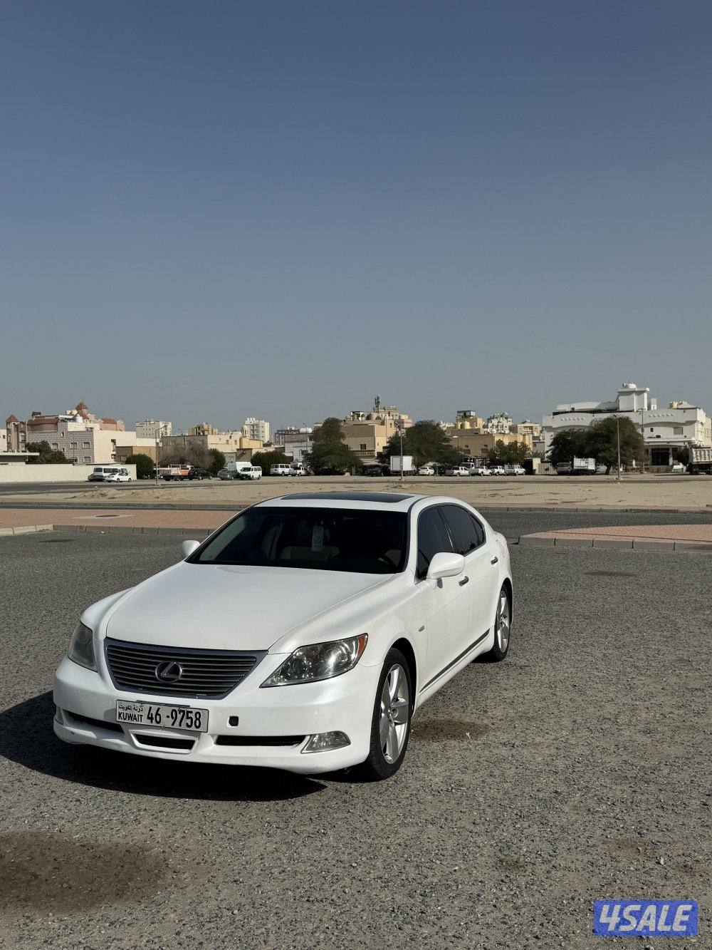 للبيع موديل 2009 شرط الفحص قير مكينه شاصي البدي فيه ثلاث قطع ماشي 2815