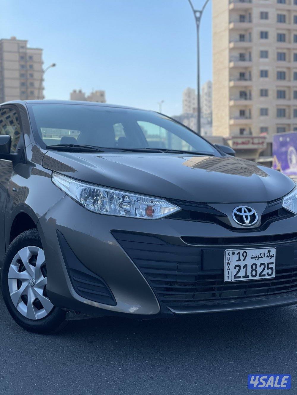 للبيع تويوتا يارس موديل 20203