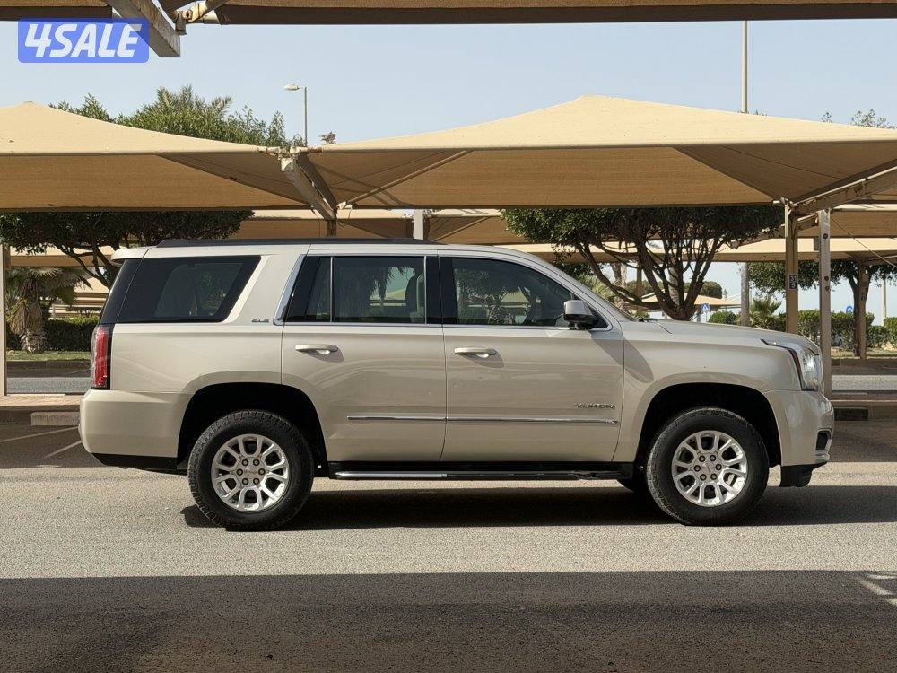 للبيع يوكن 2017 بحالة ممتازة7