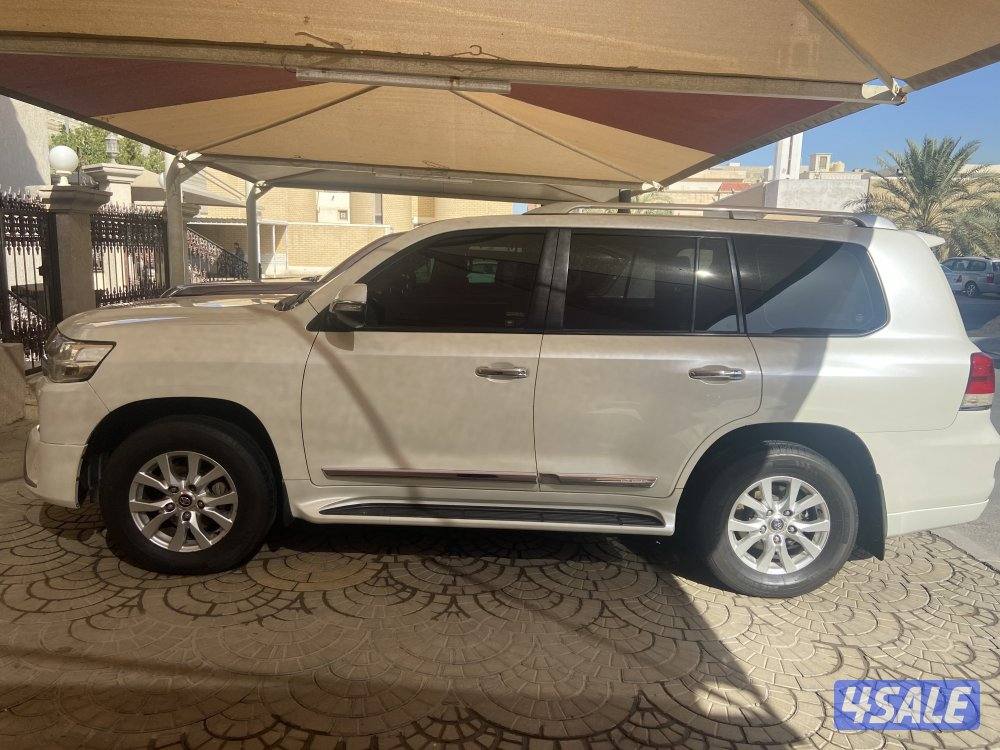 للبيع لاند كروز نظيف جدا1