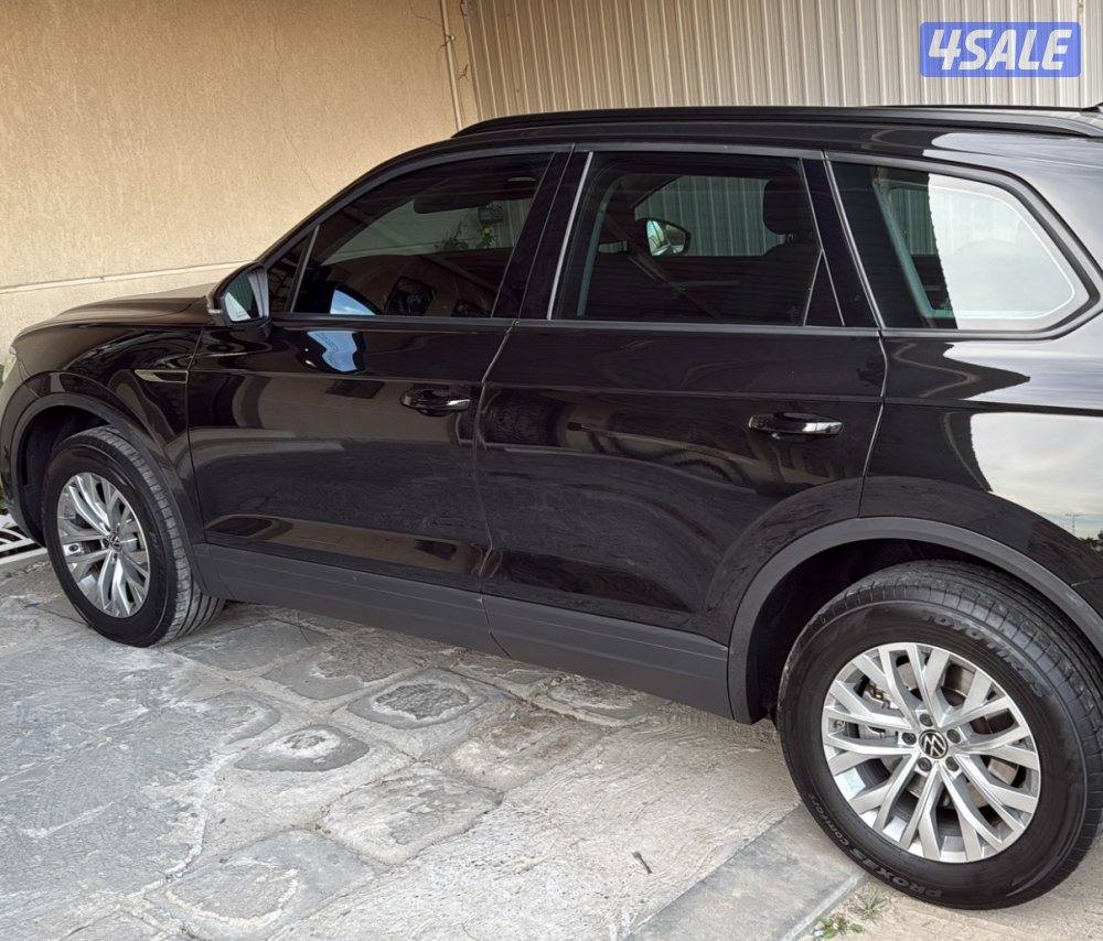 جيب طوارق 2023 ماشي ٥١ ٦ سلندر صبغ الوكالة بحالة جديدة2