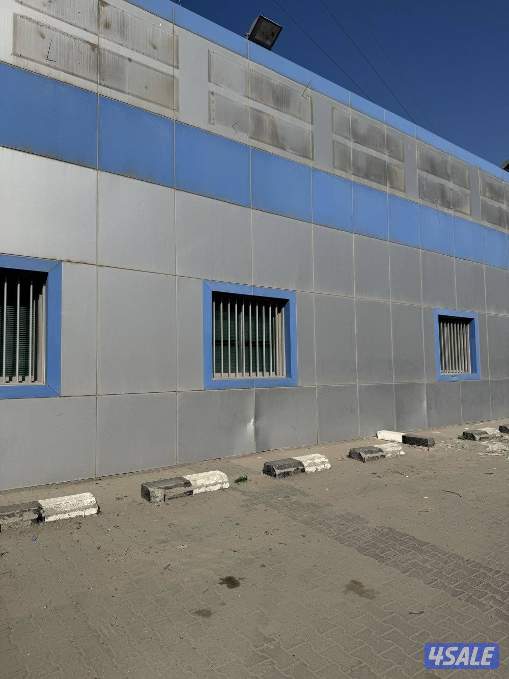 للايجار محلات ومخازن بالشويخ والري وحولي والعاصمة11