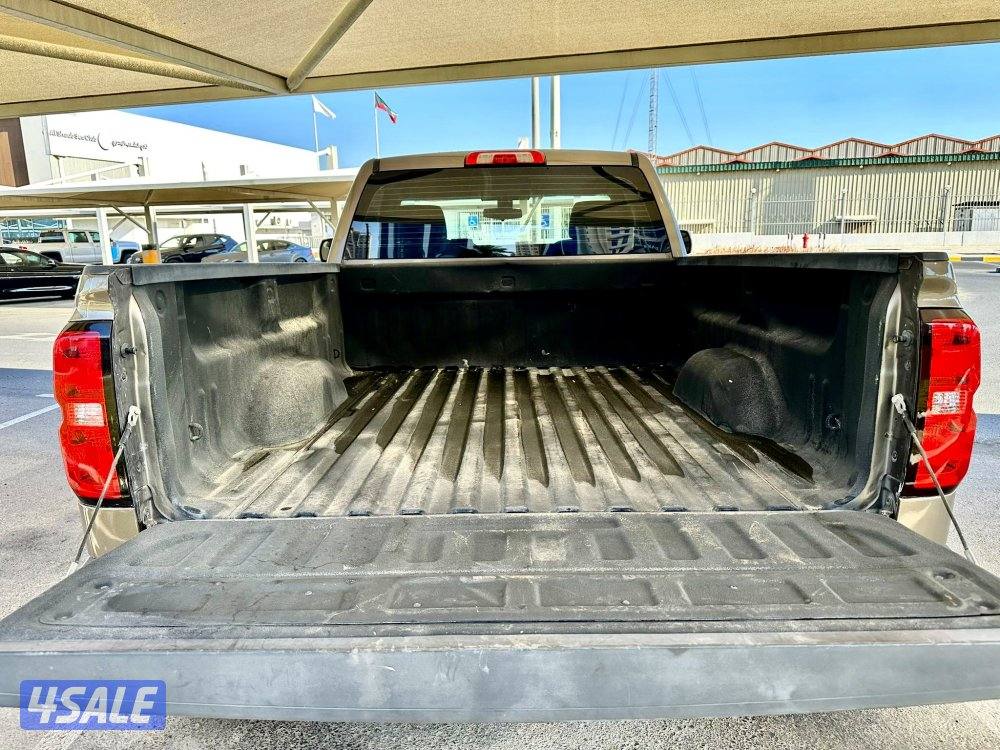 وانيت شيفروليه سلفرادو - الموديل:2015 - العداد:18612