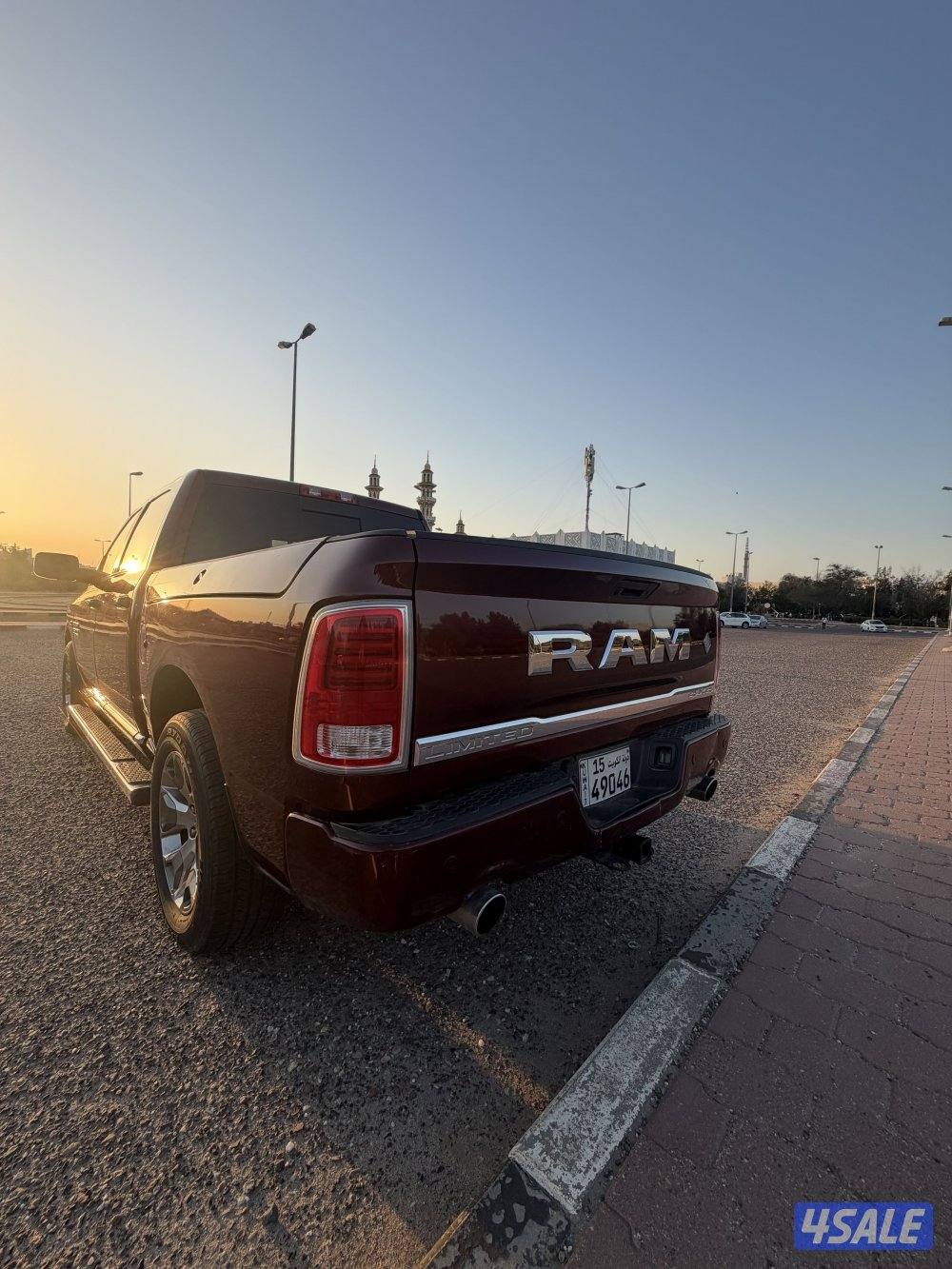 دودج رام 2017 ليمتد اعلى فئة3