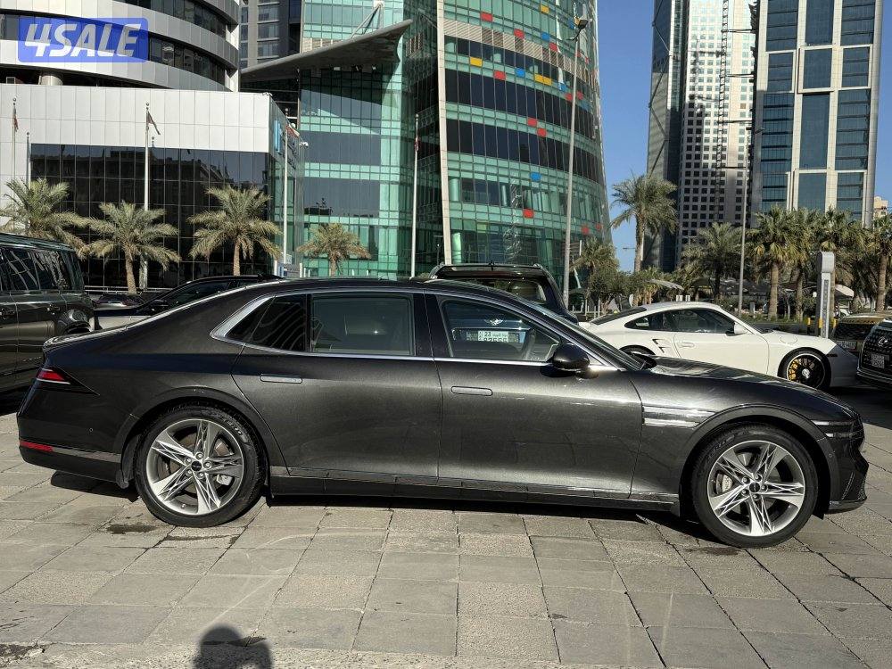جينسيس … G90 … موديل … 2023 … تحت الكفاله3
