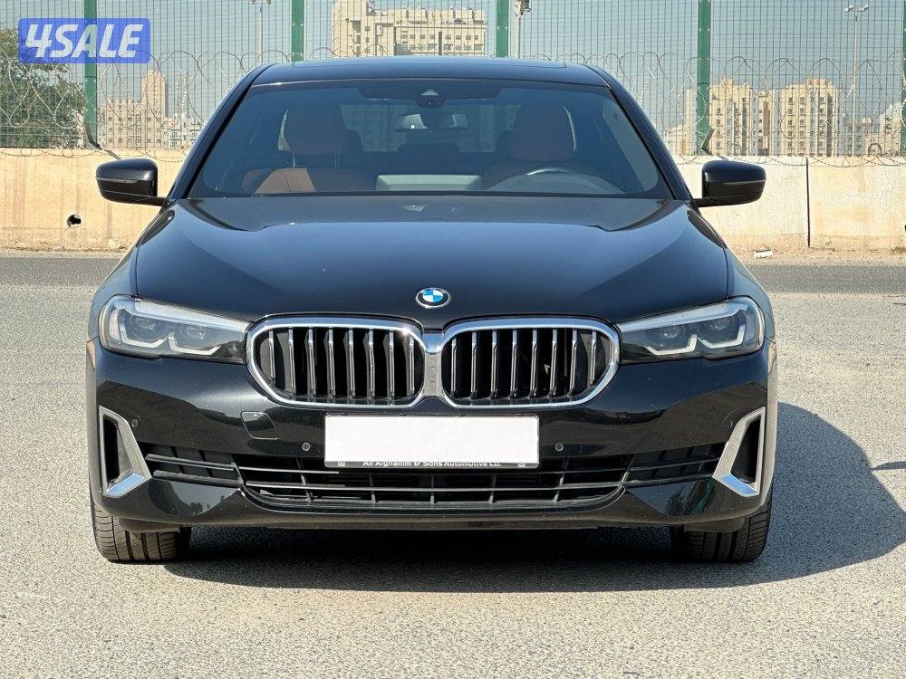 للبيع BMW520i/20230