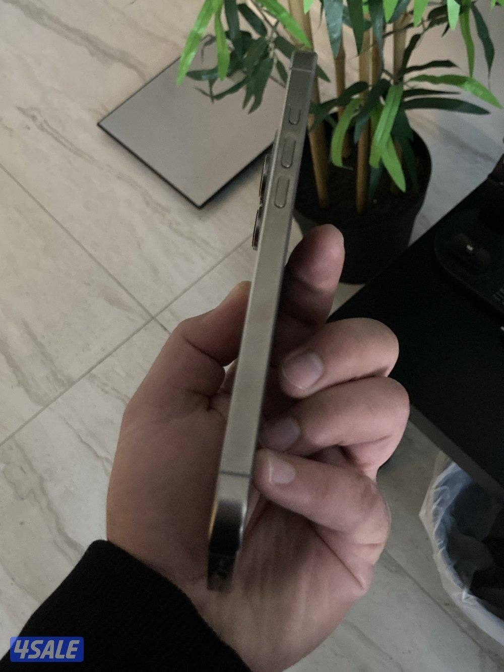 iPhone 16 Pro Max DO NOT BUY IMEI - STOLEN4