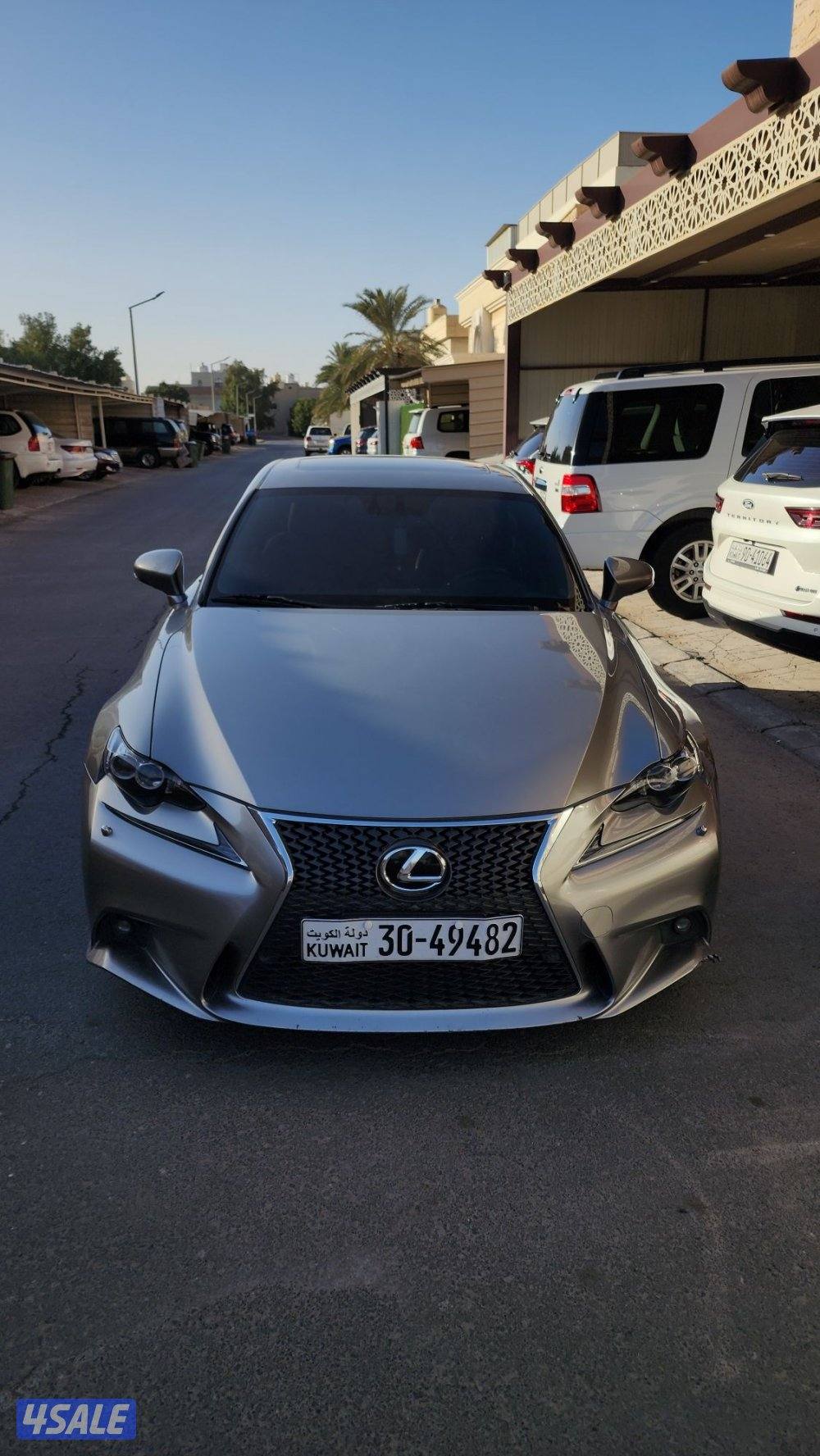 للبيع لكزس1