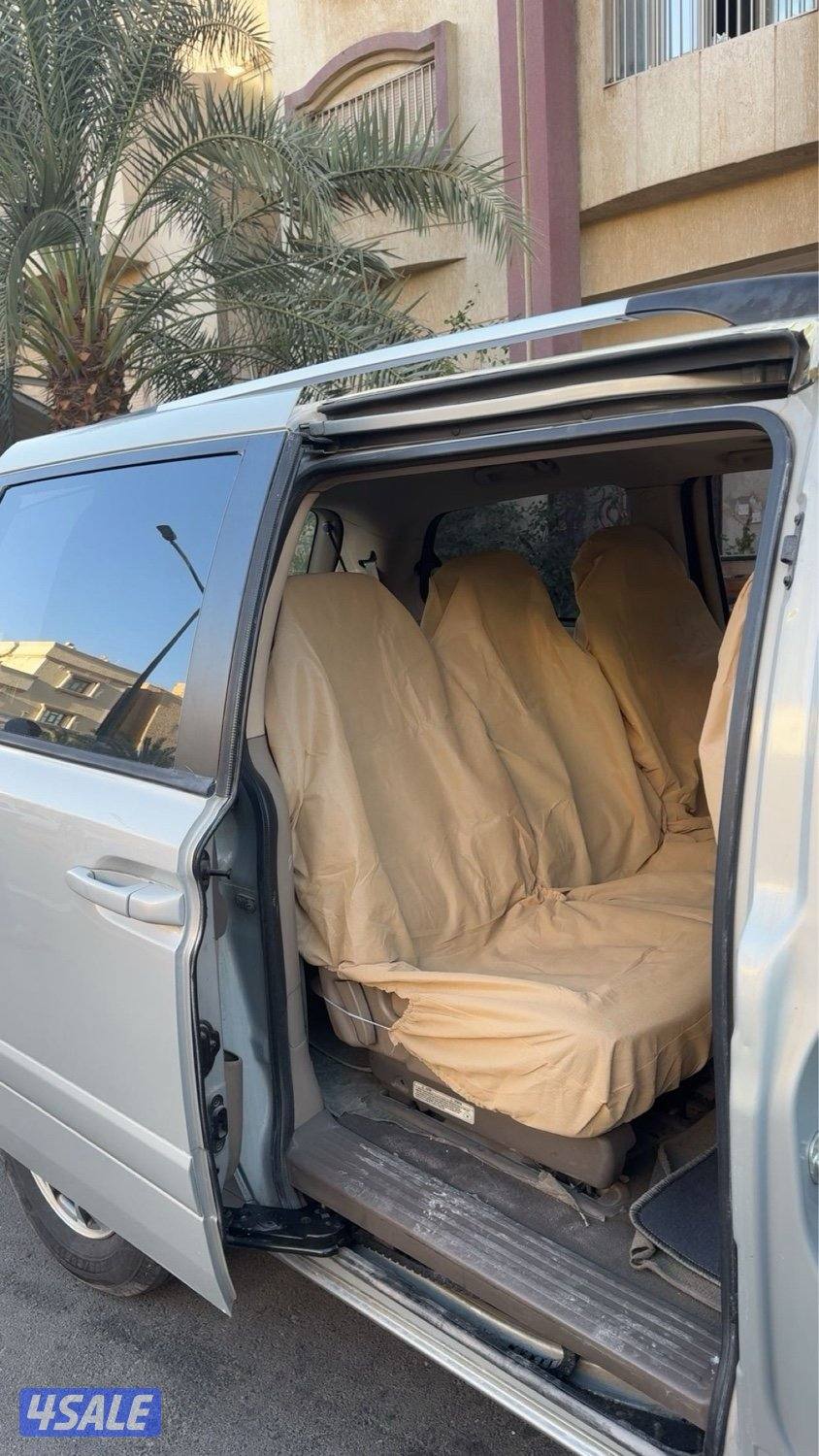 سيارة كيا كرنفال4