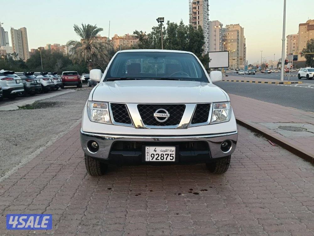 السالمية نيسان وانيت نيفارا موديل 2011 SE1