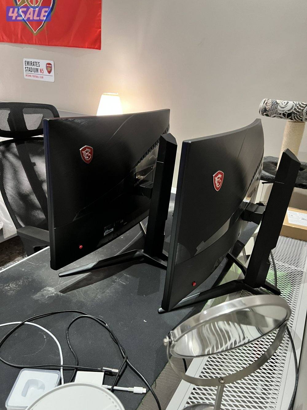 MSI Curved Monitors0