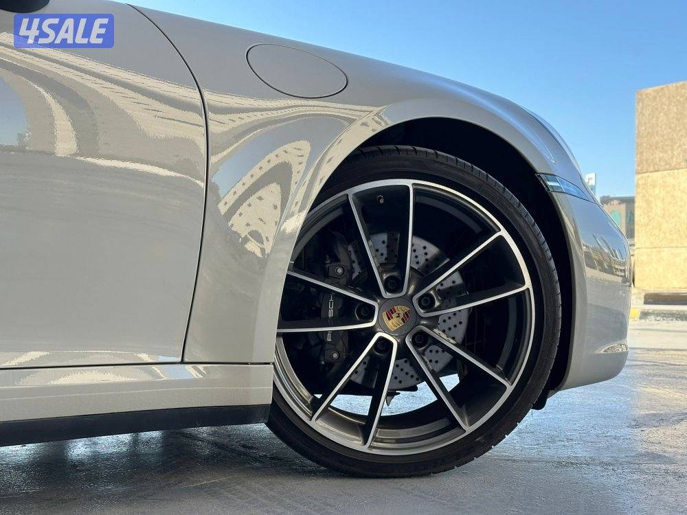 بورشه كريرا موديل2024 عداد9الاف وارد بهبهاني تحت الكفاله لغاية 2026/45