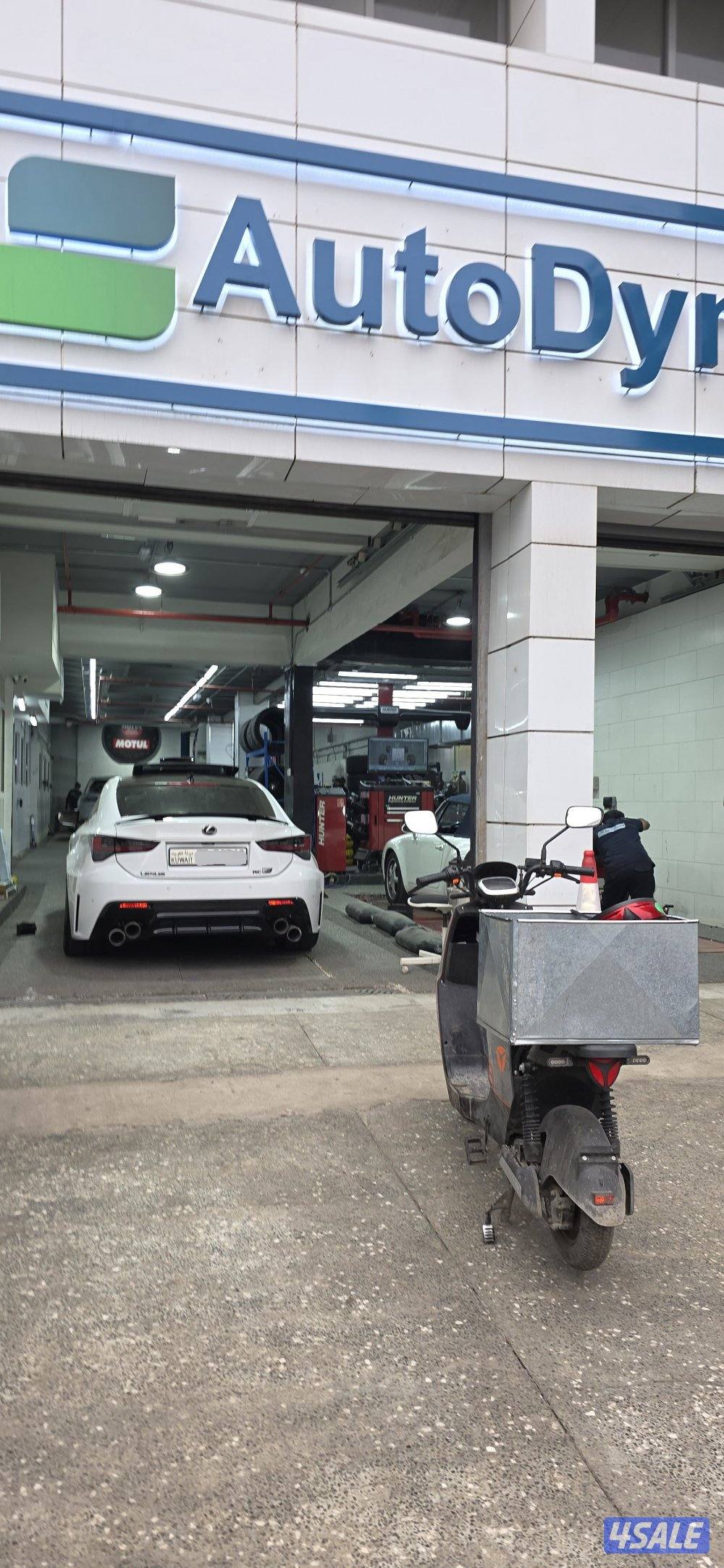 Lexus RC-F V8 5.0L 1 of 1 White Color3