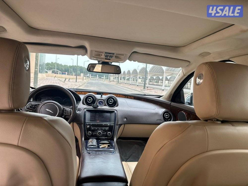 للبيع جاكوار XJ بانوراما موديل ٢٠١٢11