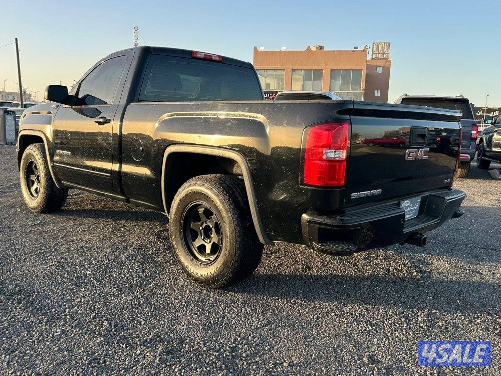 للبيع وانيت سييرا Z715