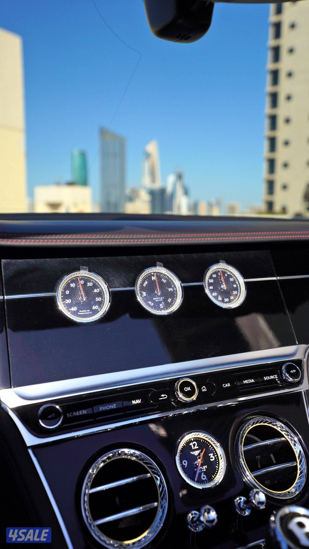 بنتلي GTC موديل 2020 بحالة الوكالة13