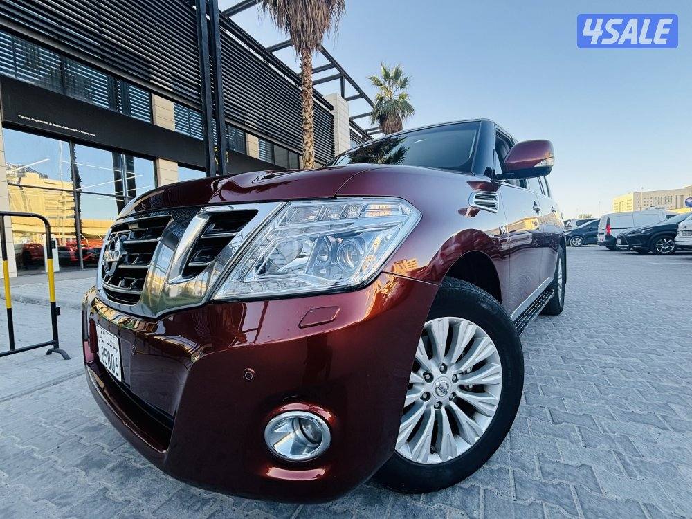 Nissan Patroal 4x4  V8 model 201912