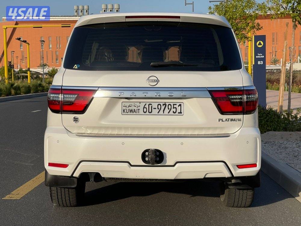 باترول بلاتينيوم الدرجة الاولى موديل 2022 ماشي 67 الف صبغ الوكالة3