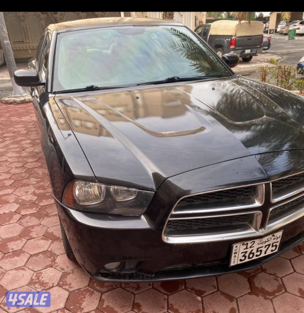 ٢٠١٣ /٦ سلندر بدي وداخليه نظيفه واقفه صارلها ثلاث سنين تسقيط0