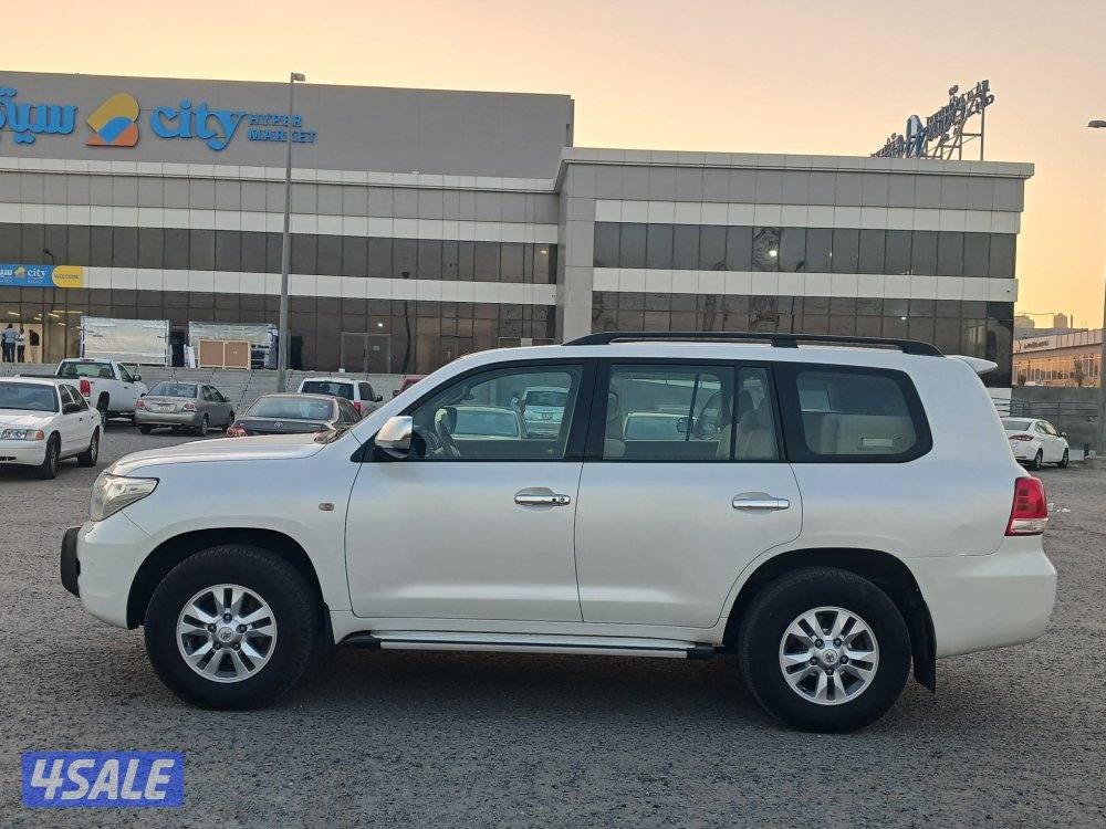 لاند كروزر GXR موديل 2008 الساير. صبغ الوكالة2