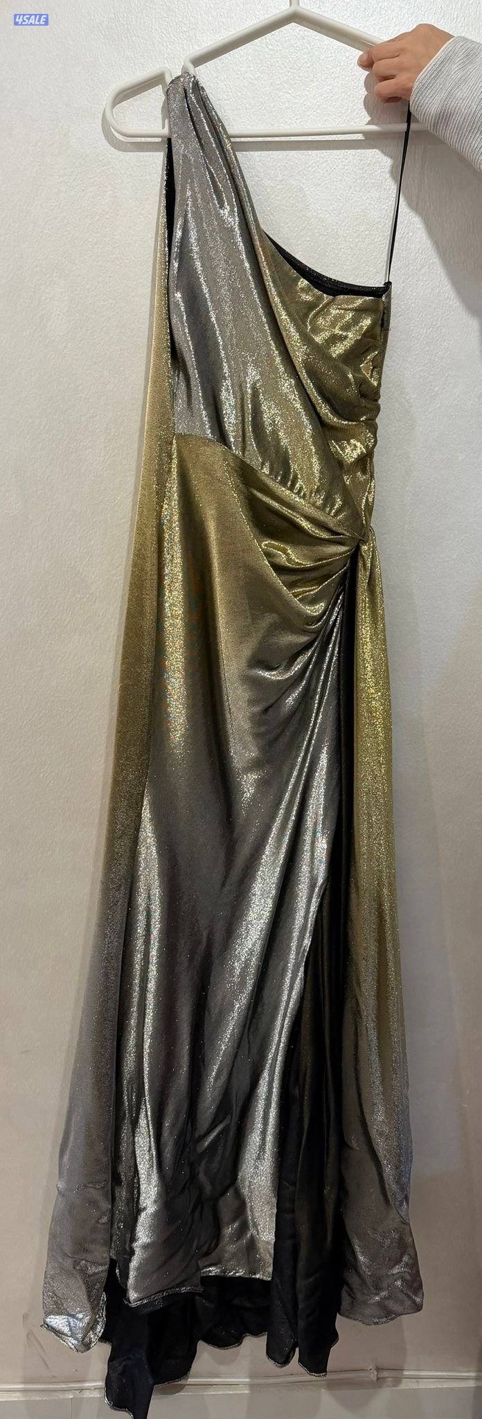 فستان مستعمل مرة واحدة0