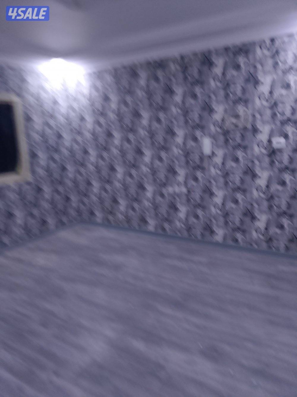 يوجد لدينا شقق غرفه وصاله ومطبخ وحمام تشطيب سوبر لوكس يوجد باركن السيا4