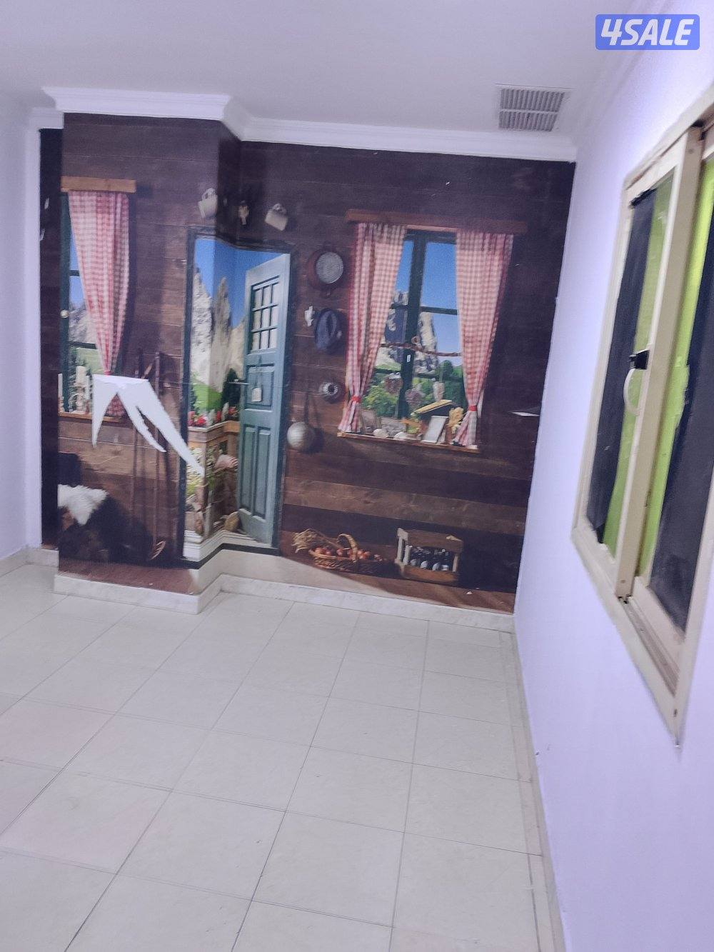 يوجد لدينا شقق غرفه وصاله ومطبخ وحمام تشطيب سوبر لوكس يوجد باركن السيا6