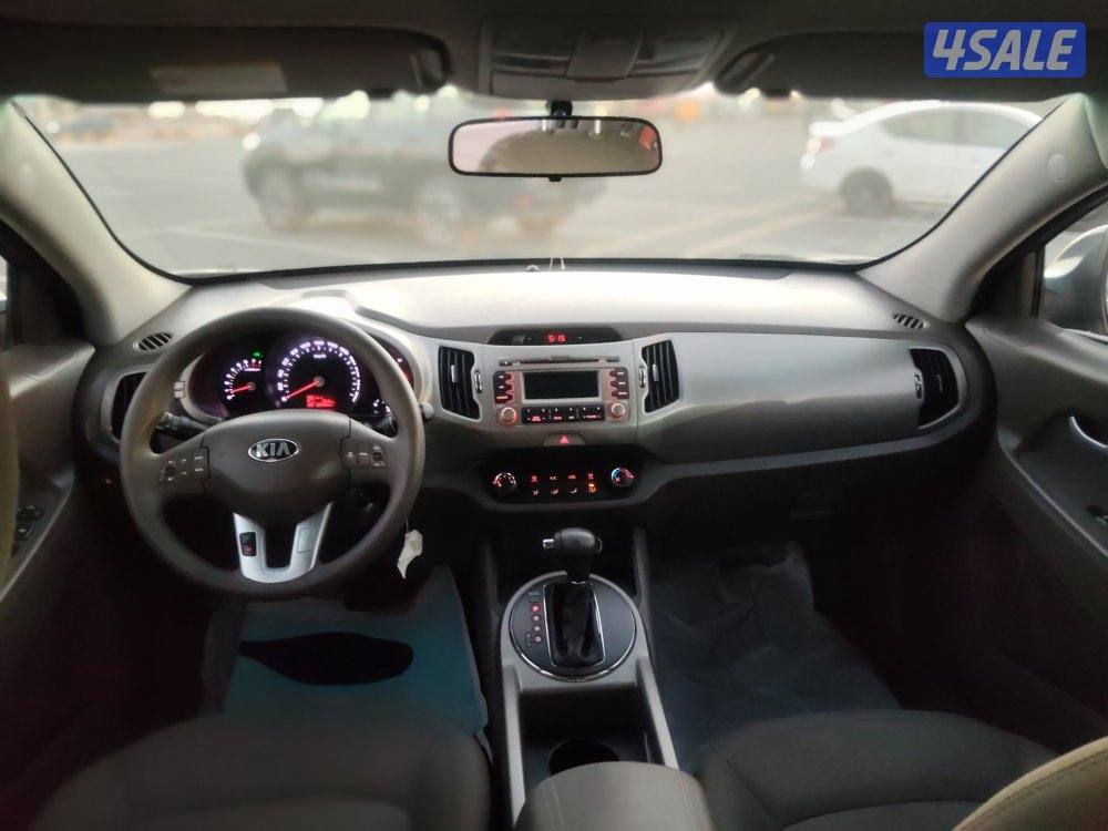 كيا سبورتاج 2.0 موديل 2014 عداد ٢٨١ الف بحاله ممتازة4