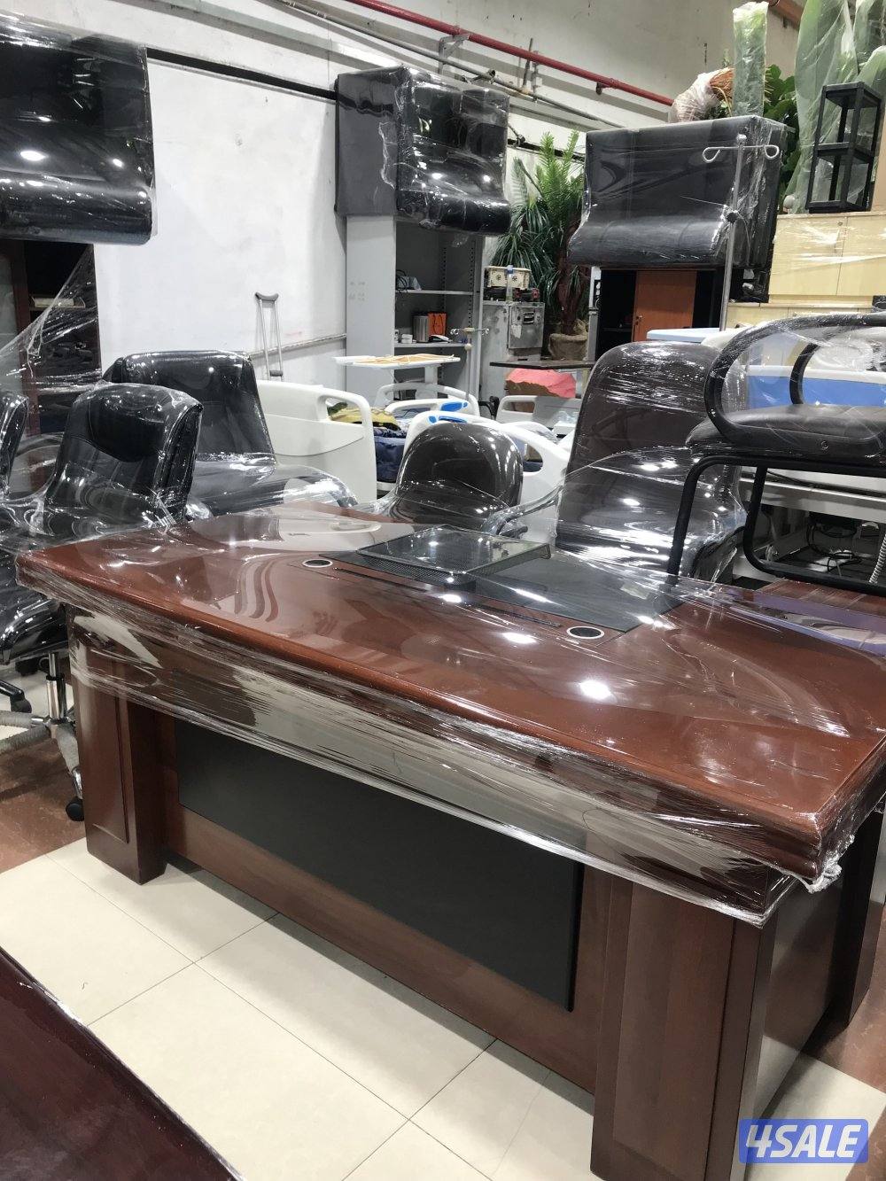 بيع الإثاث المكتبي0