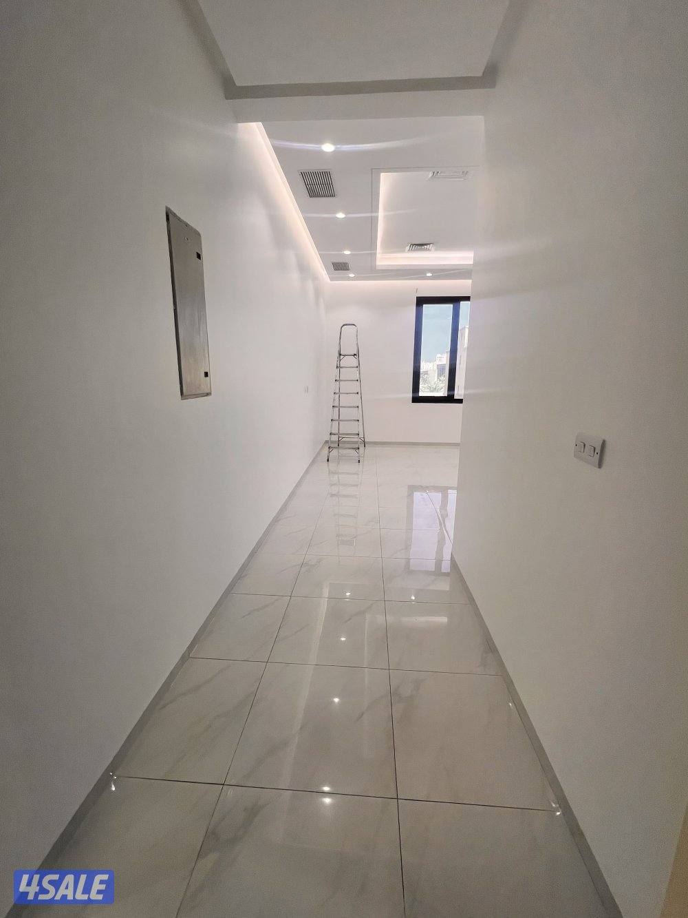 للايجار شقة راقيه كبيرة  عبارة عن اربع غرف ماستر13