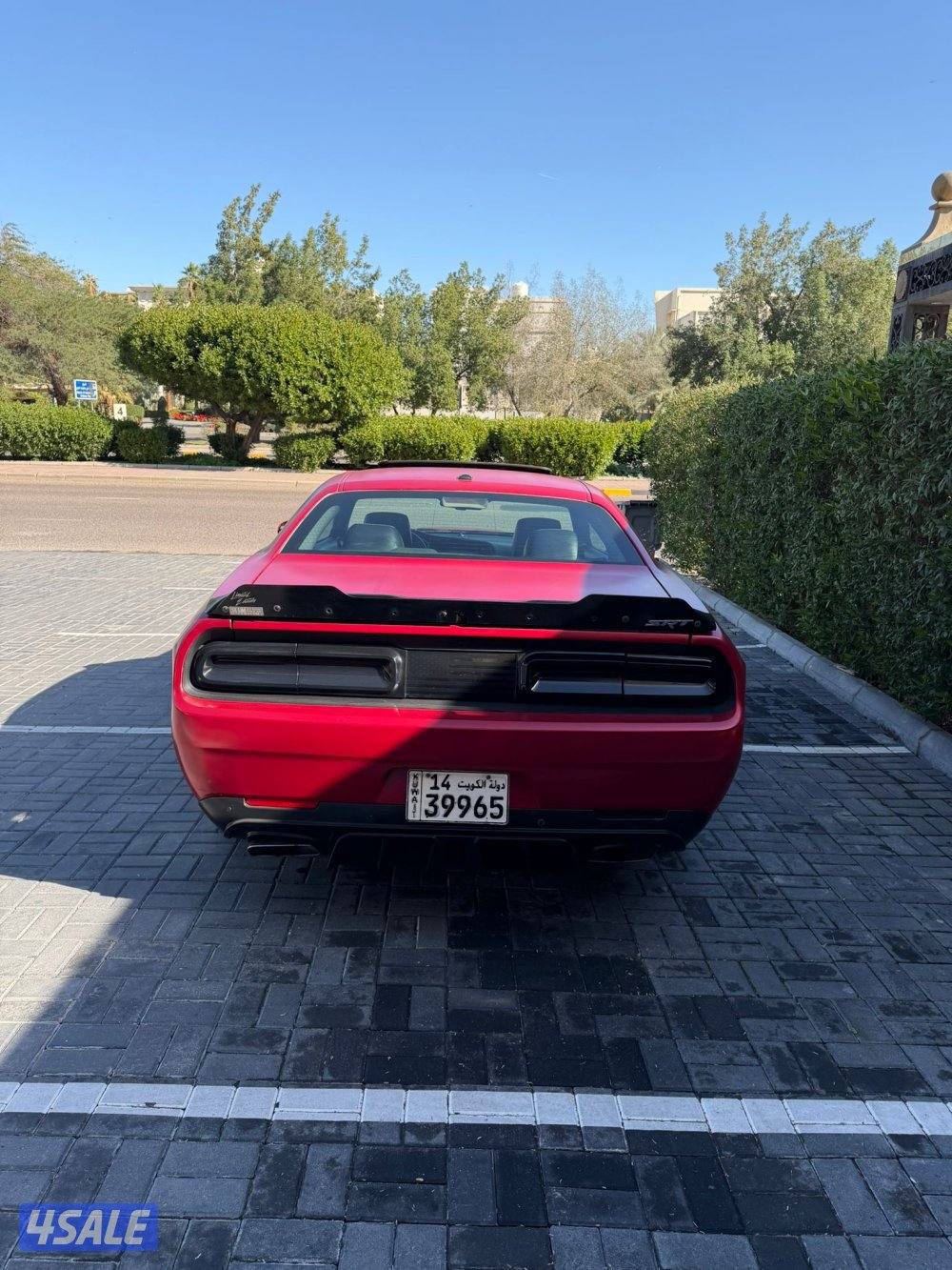SRT 8 سلندر8