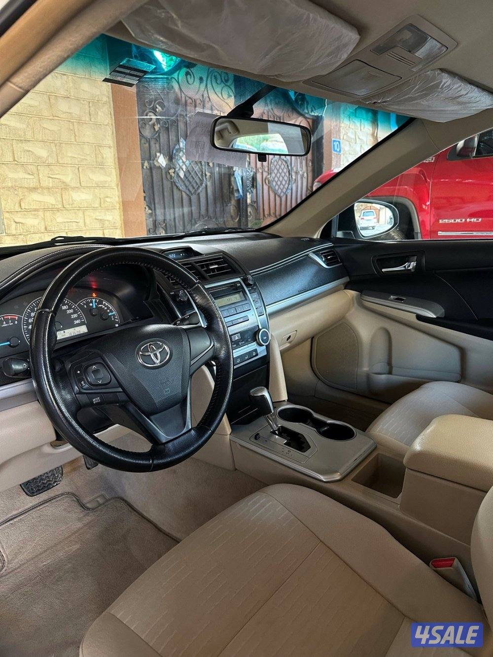 كامري 2016 عداد 180 الف4