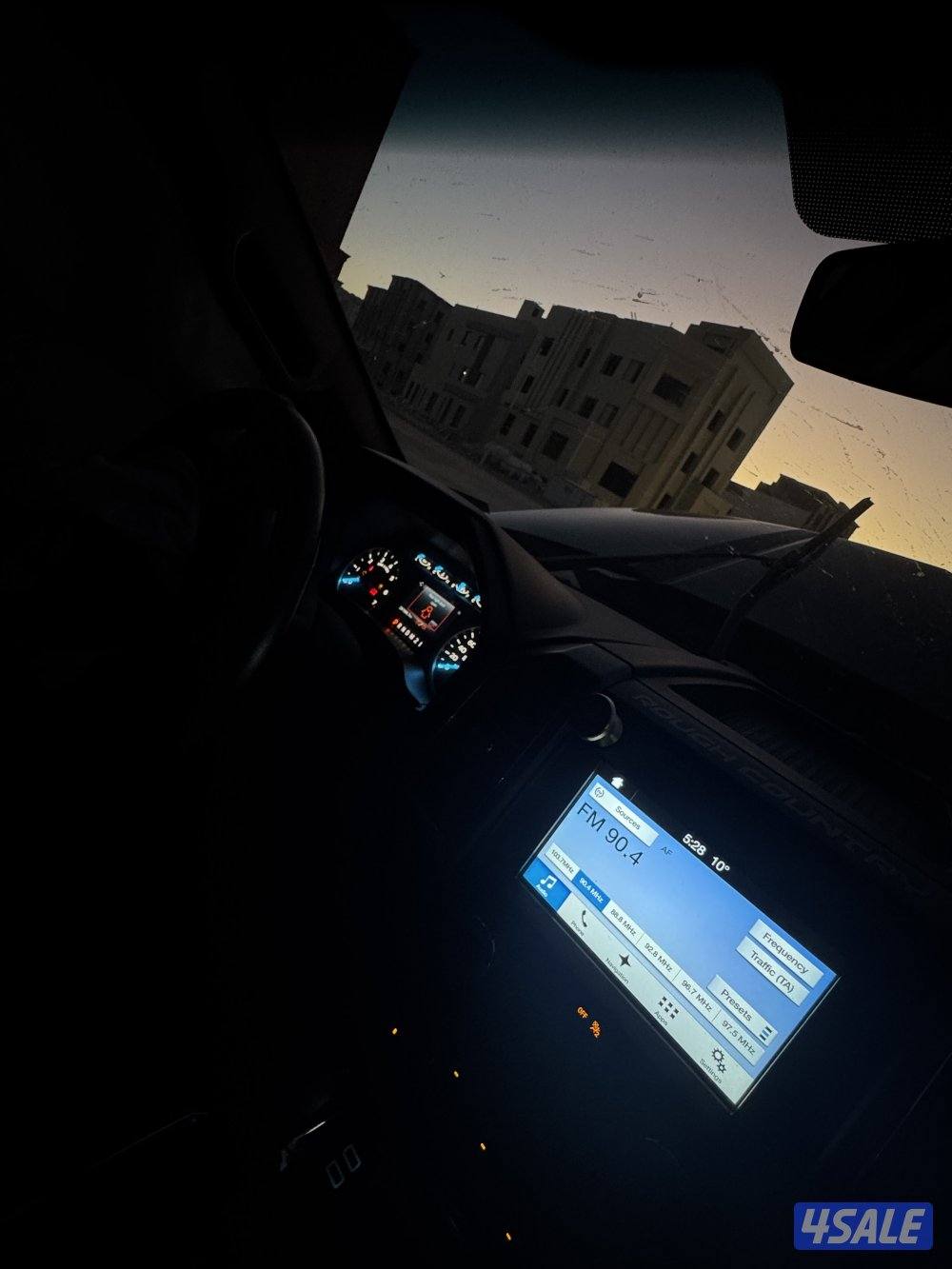 للبيع وانيت فورد f-150 سبورت موديل 2017 على السوم بالمعقول4