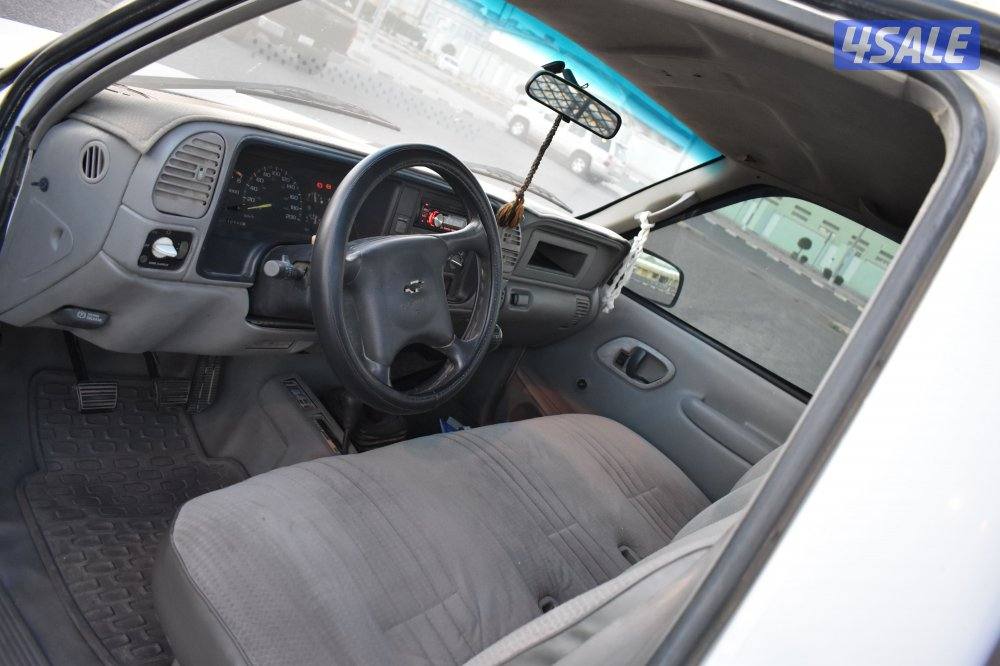 للبيع استاندر قير عادي مديل ١٩٩٨2