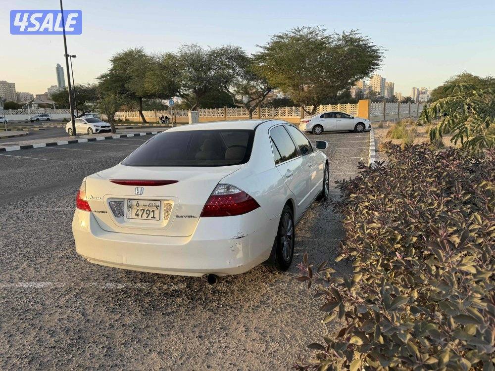 للبيع اكورد ٢٠٠٧ شرط الفحص عداد ٢٦٨ الف2