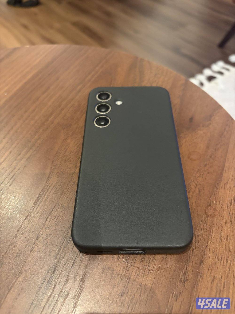 Galaxy s24 256gb gold2