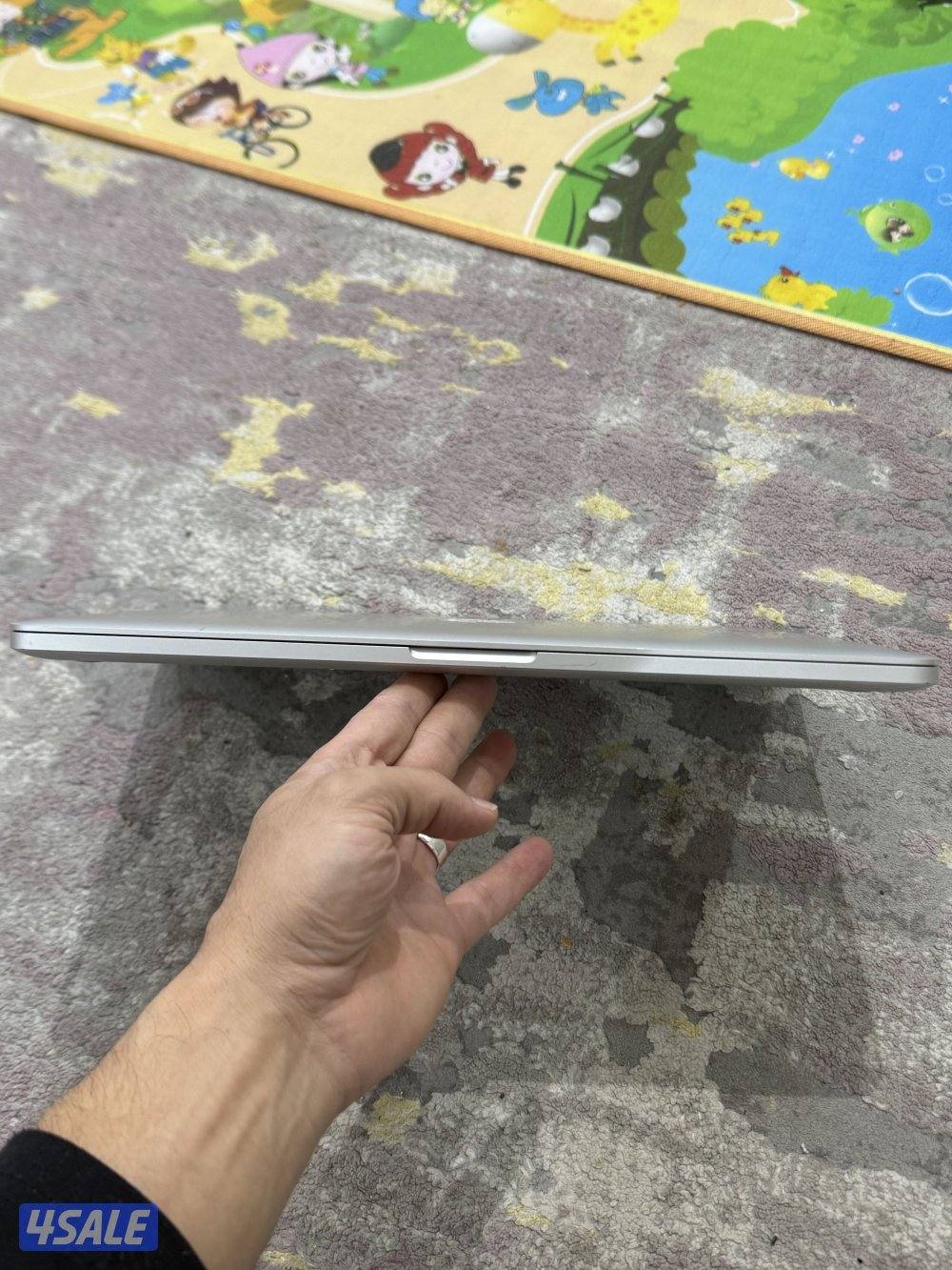 ماك بوك برو ١٥.٤ انش core i7 16gb ram 128gb ssd Retina display7