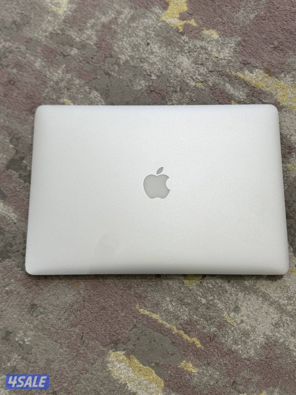 ماك بوك برو ١٥.٤ انش core i7 16gb ram 128gb ssd Retina display10