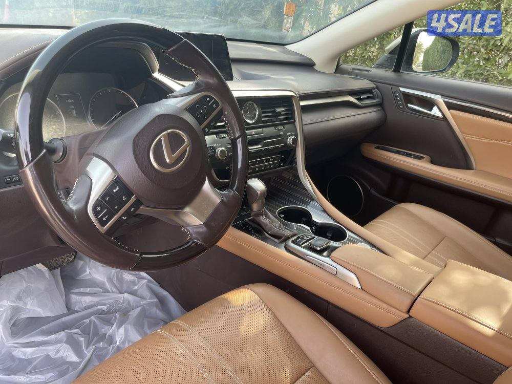 للبيع لكزس RX350 كامل المواصفات موديل 2019 ذهبي6