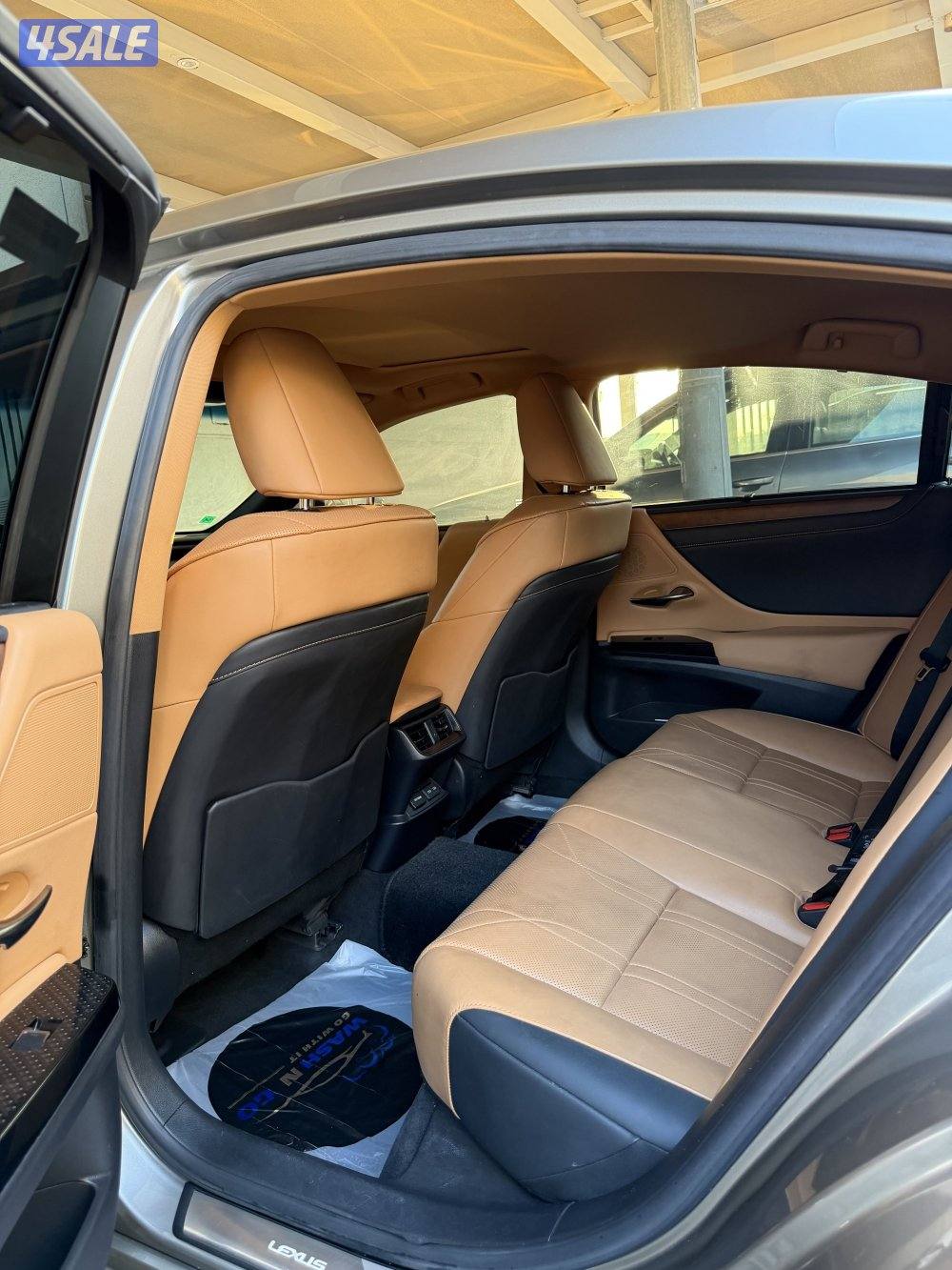 لكزس  2023 فل مواصفاتes250 ممشى خفيف جداً3