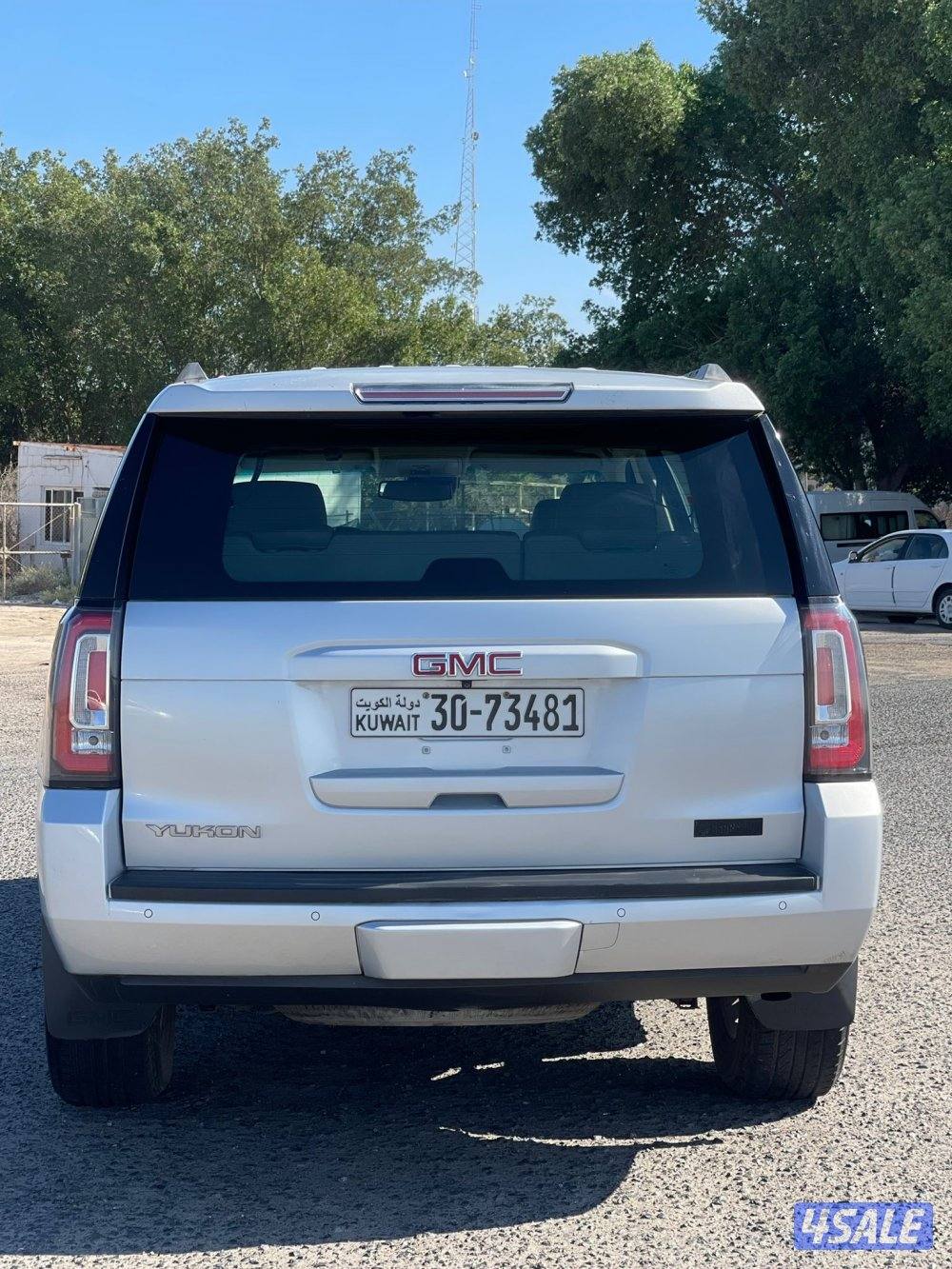 يوكن SLT - موديل / 2015 - وارد بهبهاني - كامل المواصفات ماعدا الفتحه6