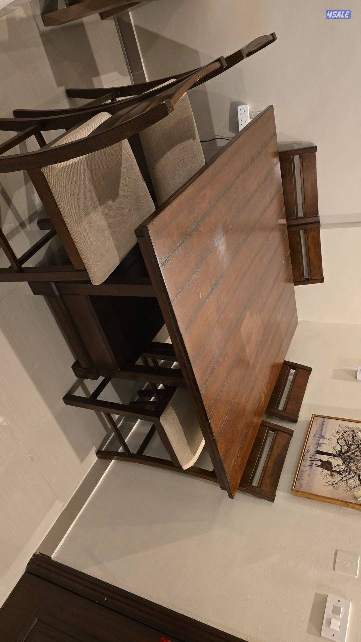 طاولة طعام عالية9